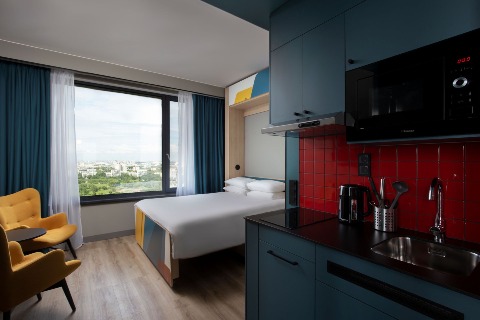 Special price for stays of 6 months or more